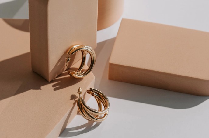 Рассмотрим варианты украшений для рук Рассмотрим варианты украшений для рук